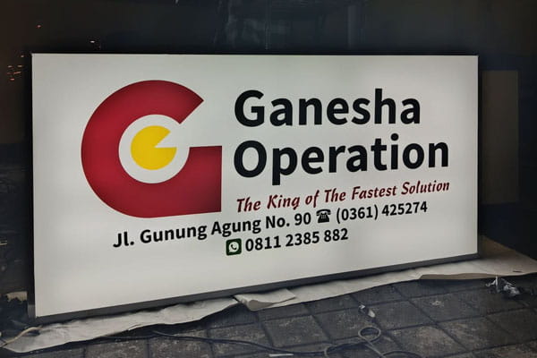 Pembuatan neon box denpasar